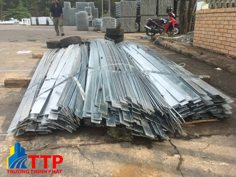 Giá thép la đen, la mạ kẽm điện phân, la mạ kẽm nhúng nóng hôm nay mới nhất