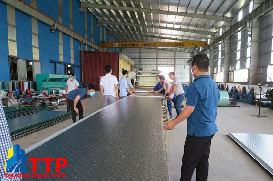 Tôn xốp cách nhiệt OPP
