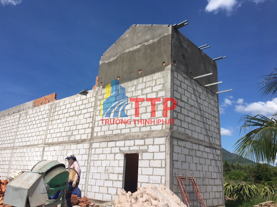 bao gia gach khong nung chung khi 01