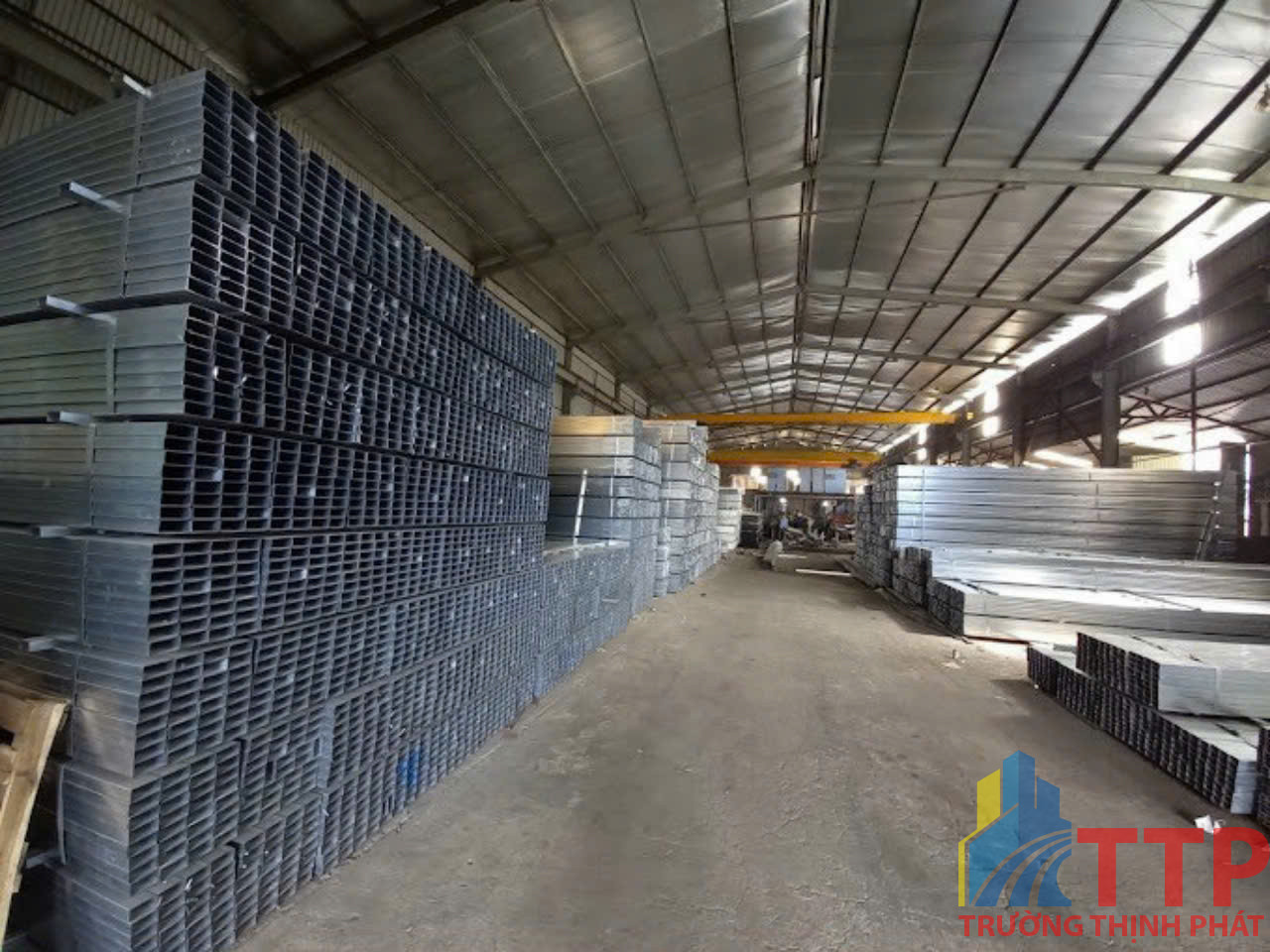 Giá cát đen hình ảnh bàn giao vật liệu xây dựng